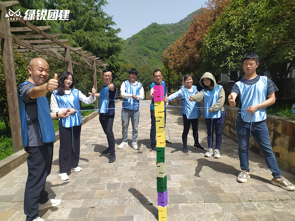 陕建机施集团--祥峪绿园真人CS团建