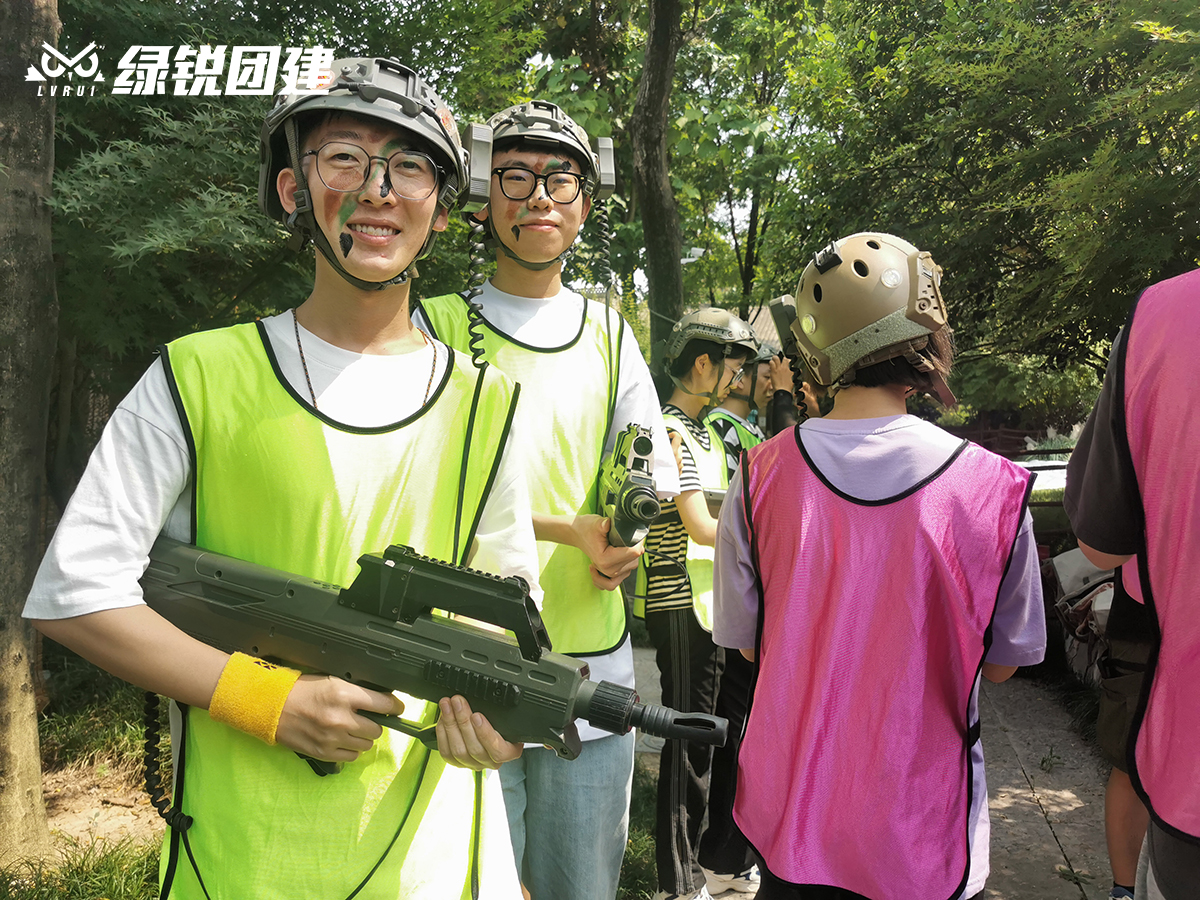 西安电子科技大学--长安唐村真人CS团建