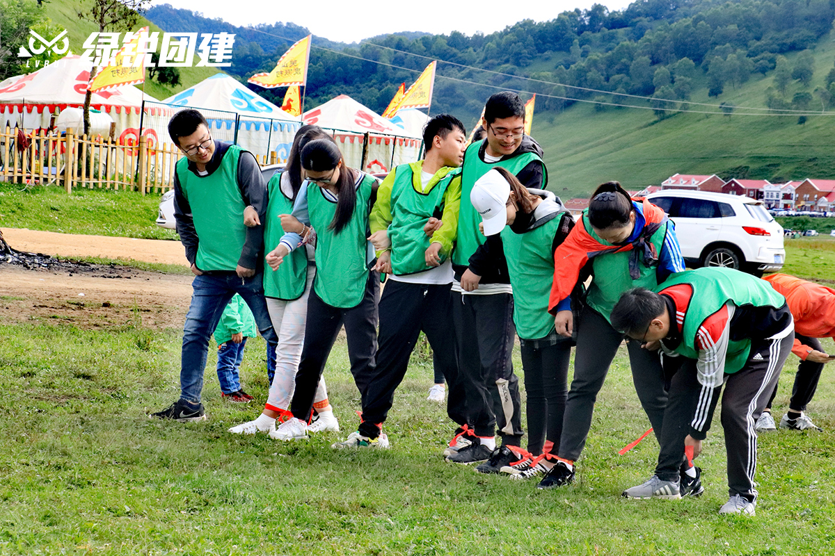 罗欣医药--关山牧场篝火+露营夏季休闲团建